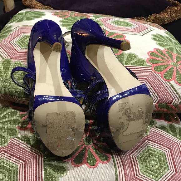 BEBE cobalt blue patent strappy heels 6 - Picture 3 of 6